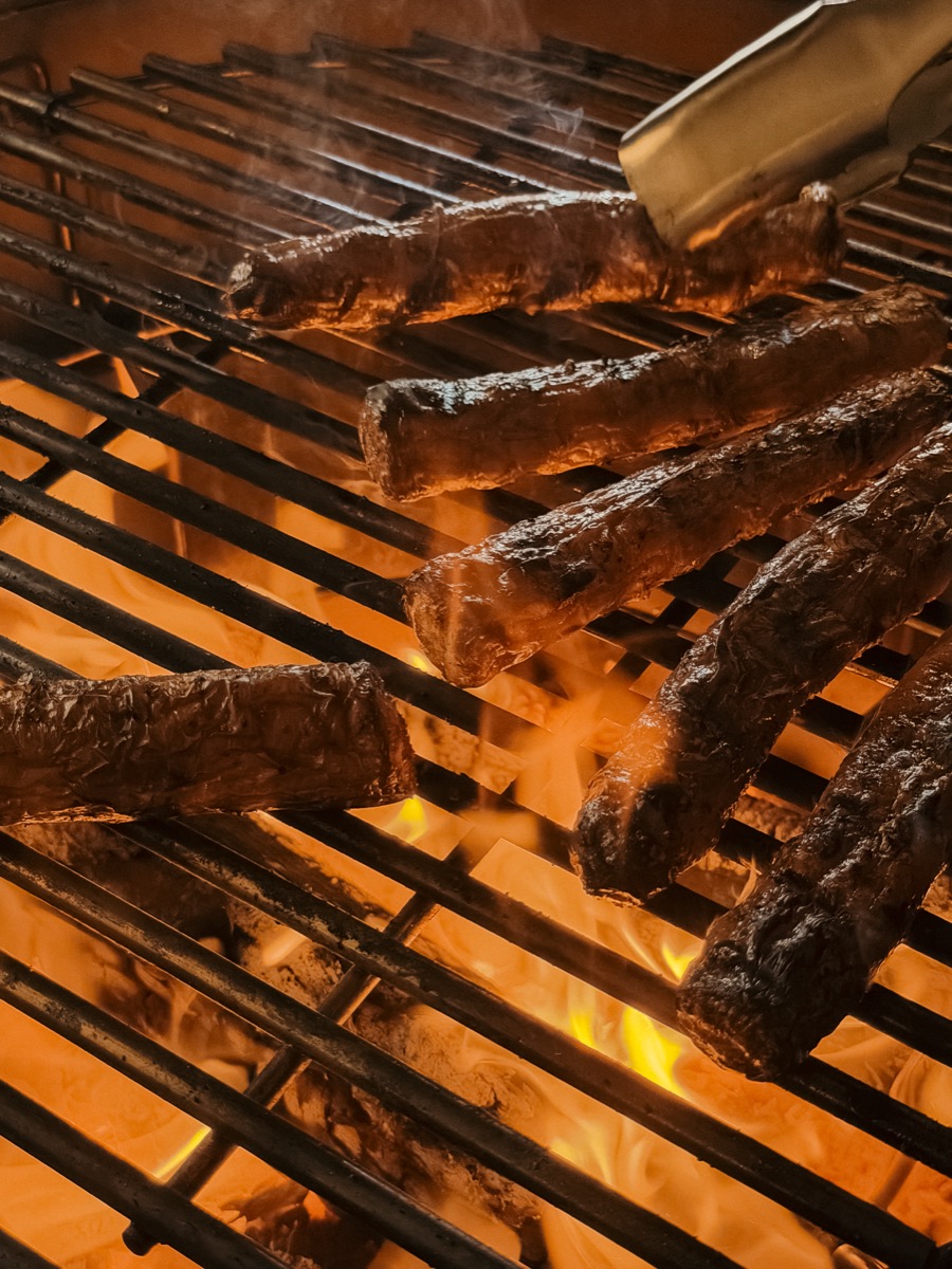 Grillades au feu de bois à la Pergola, cuisine au feu